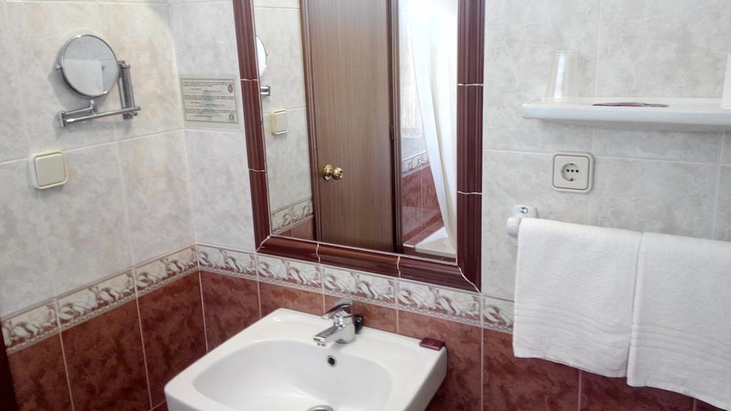 Hotel Riavela Ayamonte Bagian luar foto